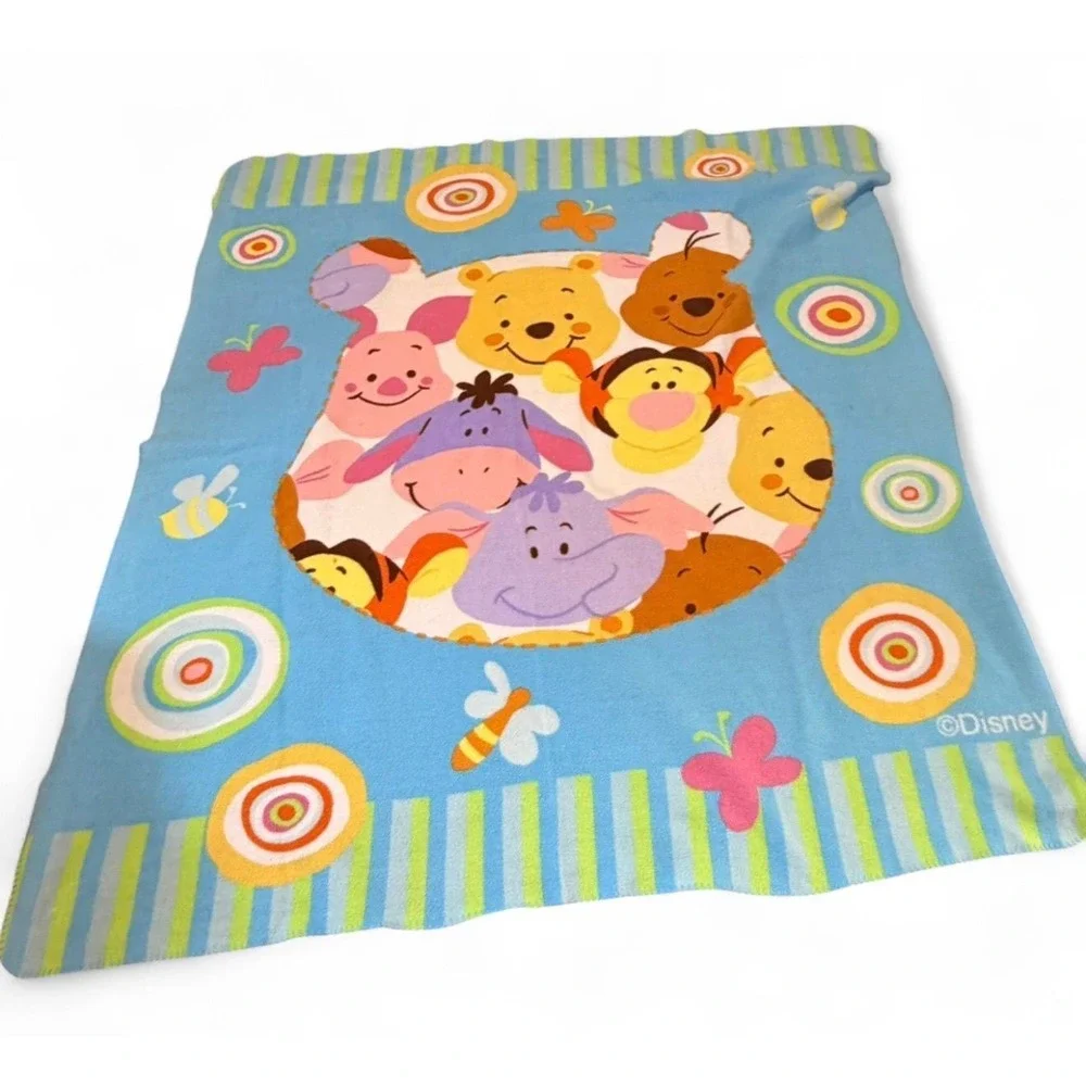 Y2K Pooh fleece blanket